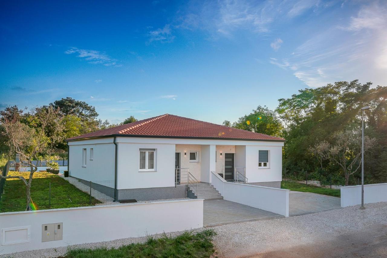 Villa Relax Home Sun Umago Exterior foto